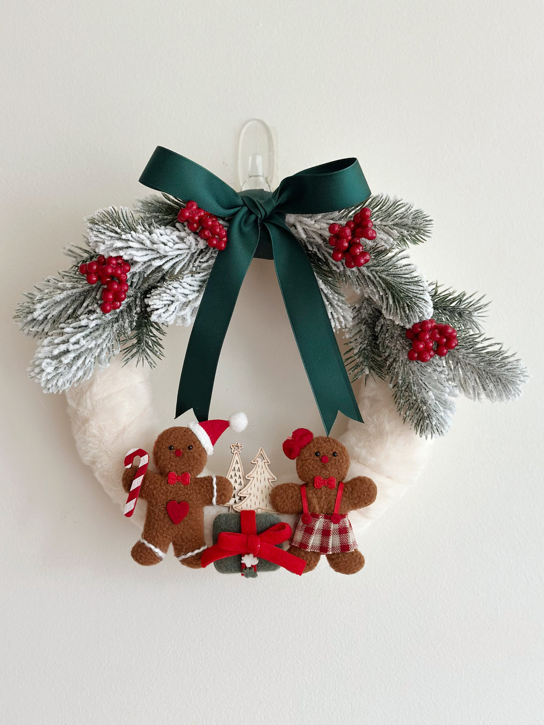 PRE-ORDER (17-23 Oct): Gingerbread Wonderland Wreath