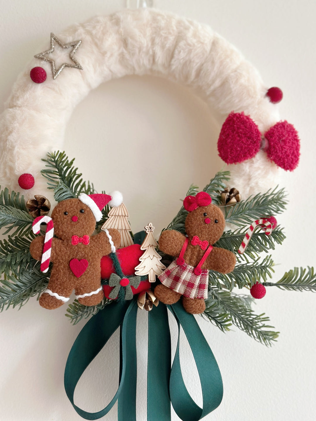 PRE-ORDER (17-23 Oct): Cozy Gingerbread Fur Wreath