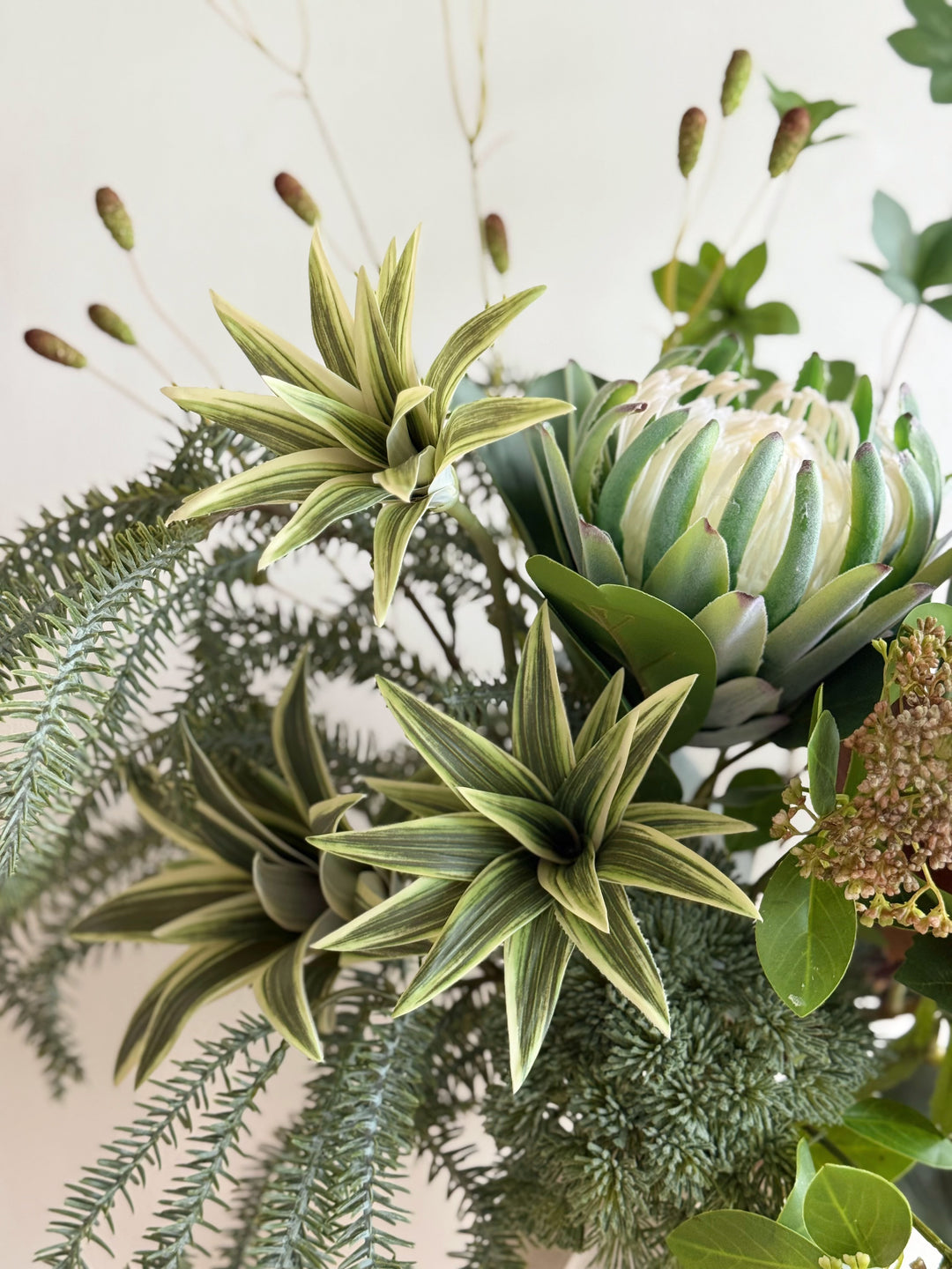 Botanical Rhythm in the Vase (1-sided)