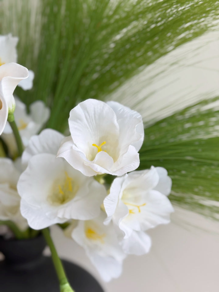 Verdant Veil in the Vase (1-sided)