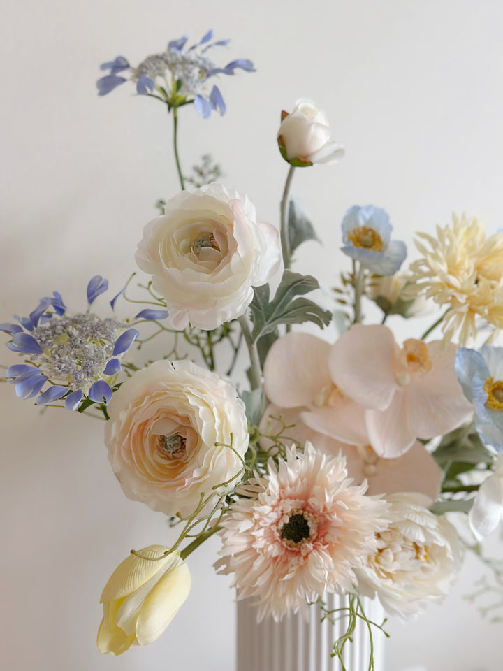 Vanilla Breeze in the Vase (1-sided)