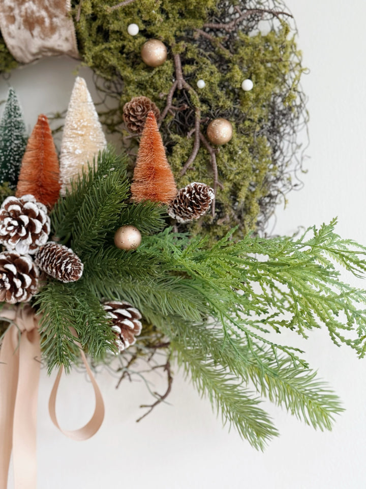 Winter Cottage Glow Wreath