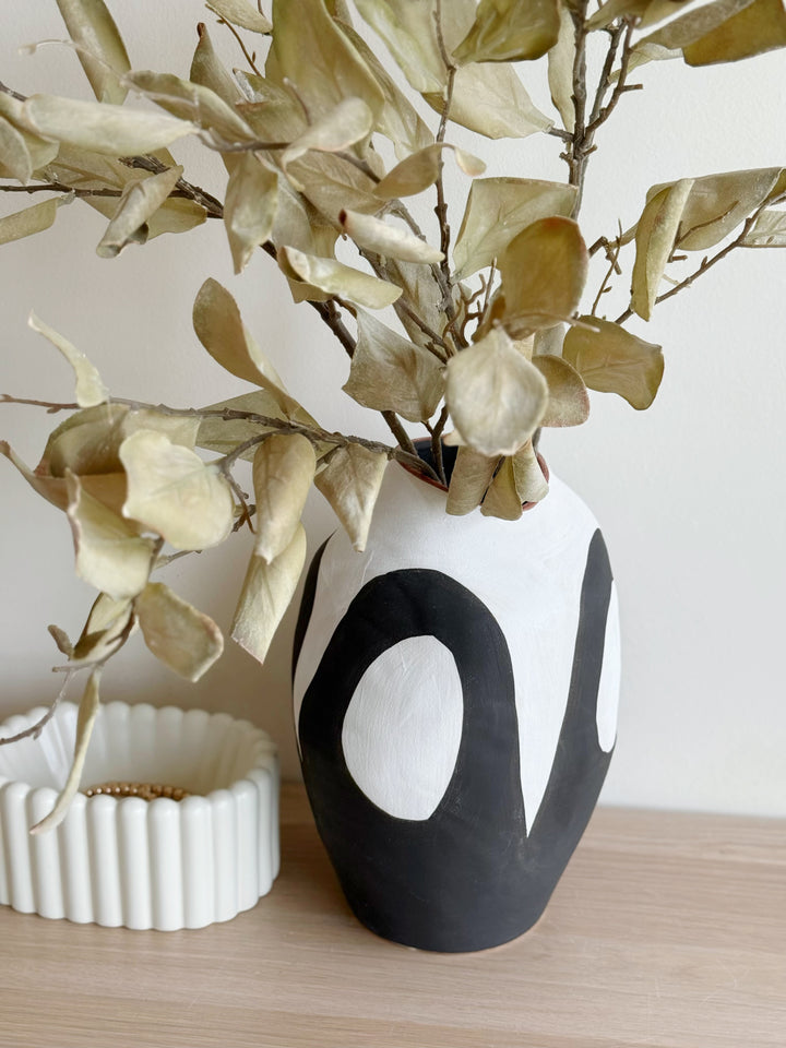 Mono Form Porcelain Vase