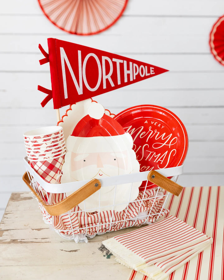 PRE-ORDER (26/09-02/10): Believe Santa Face Shaped Plate