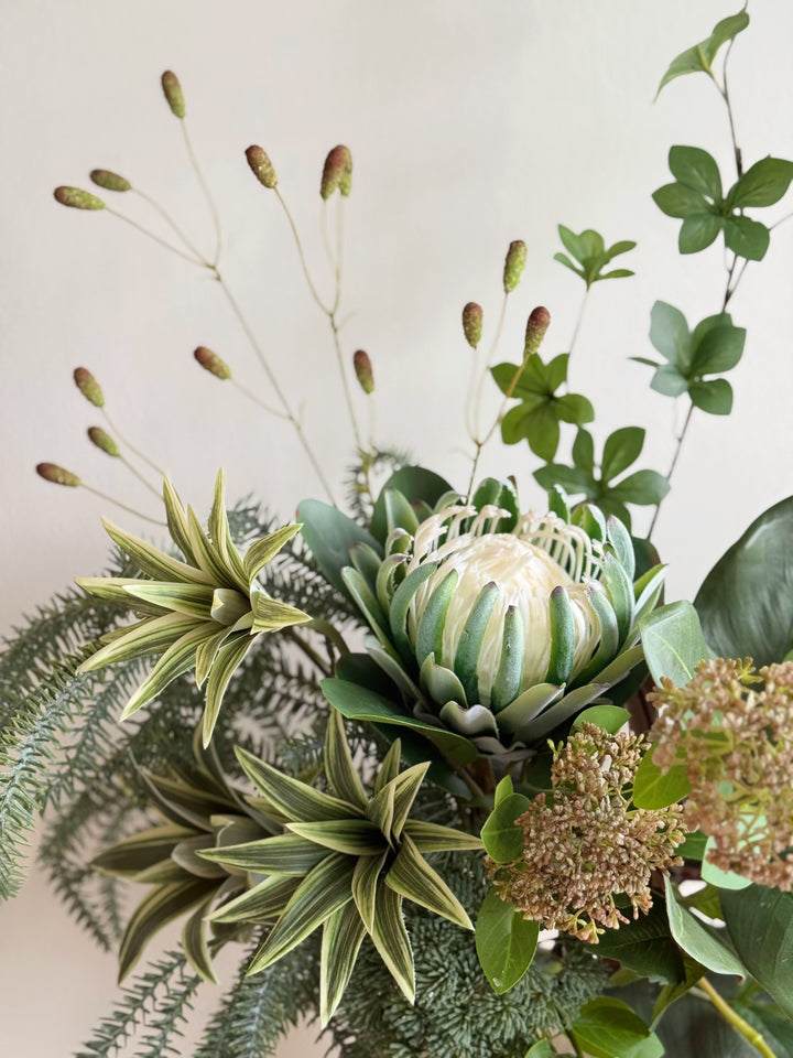 Botanical Rhythm in the Vase (1-sided)