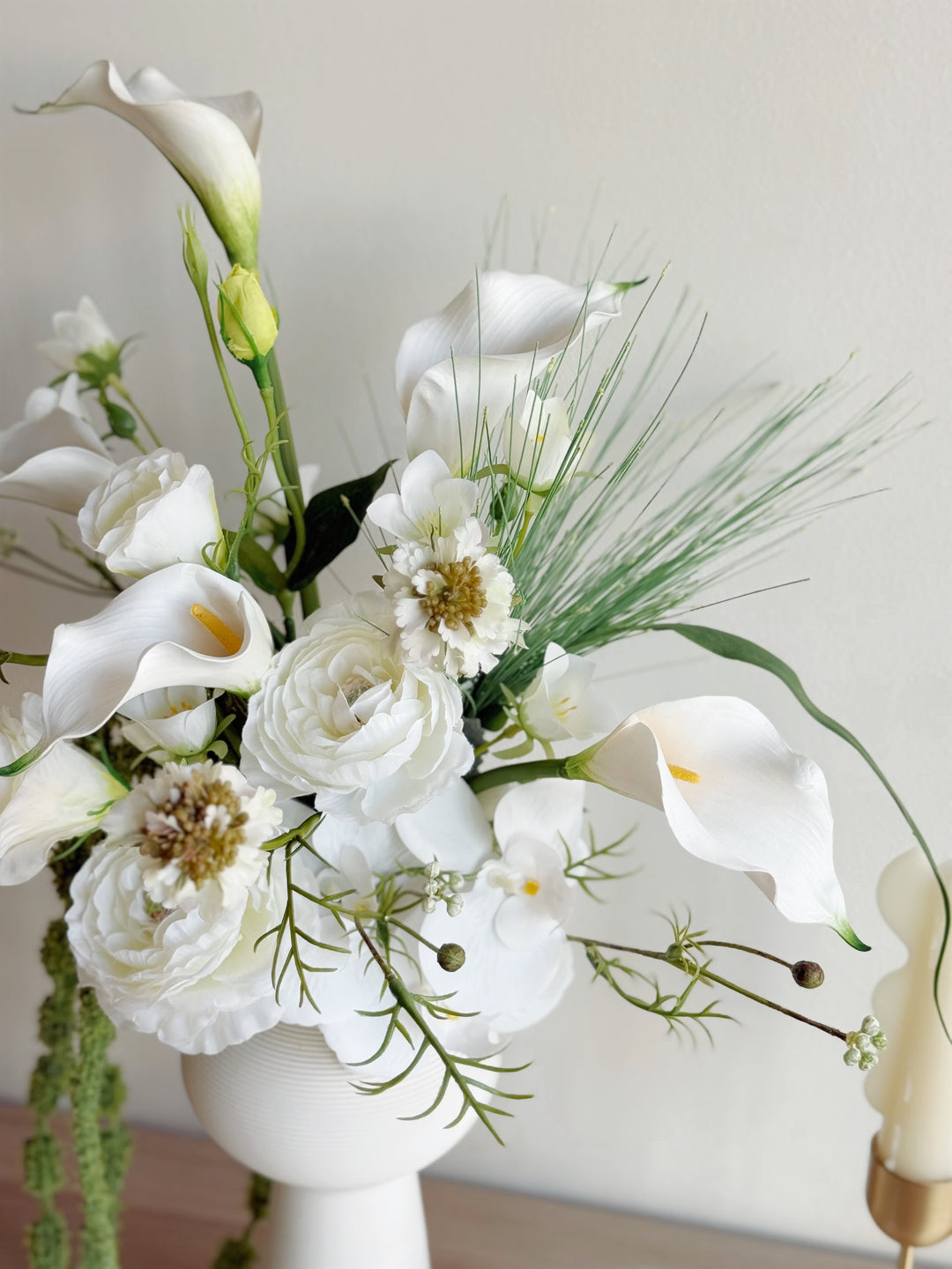 Whispering Calla Garden Bouquet (1-sided)