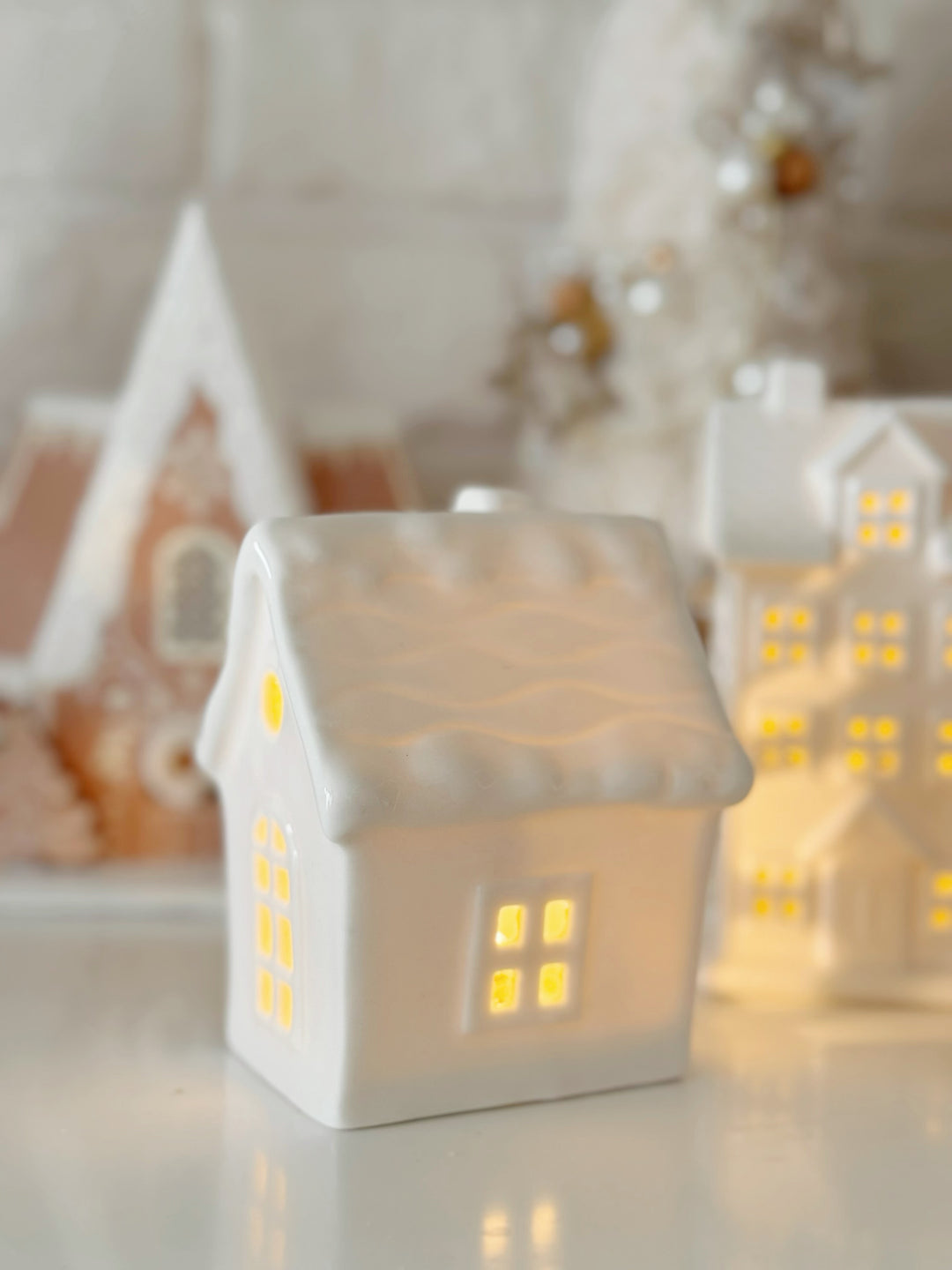 Nordic Glow Village Collection (3 options)