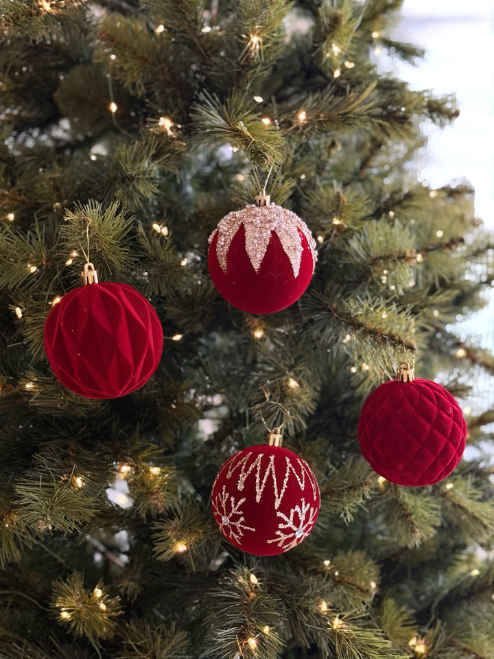 Red Velvet 8cm Bauble (set of 4)