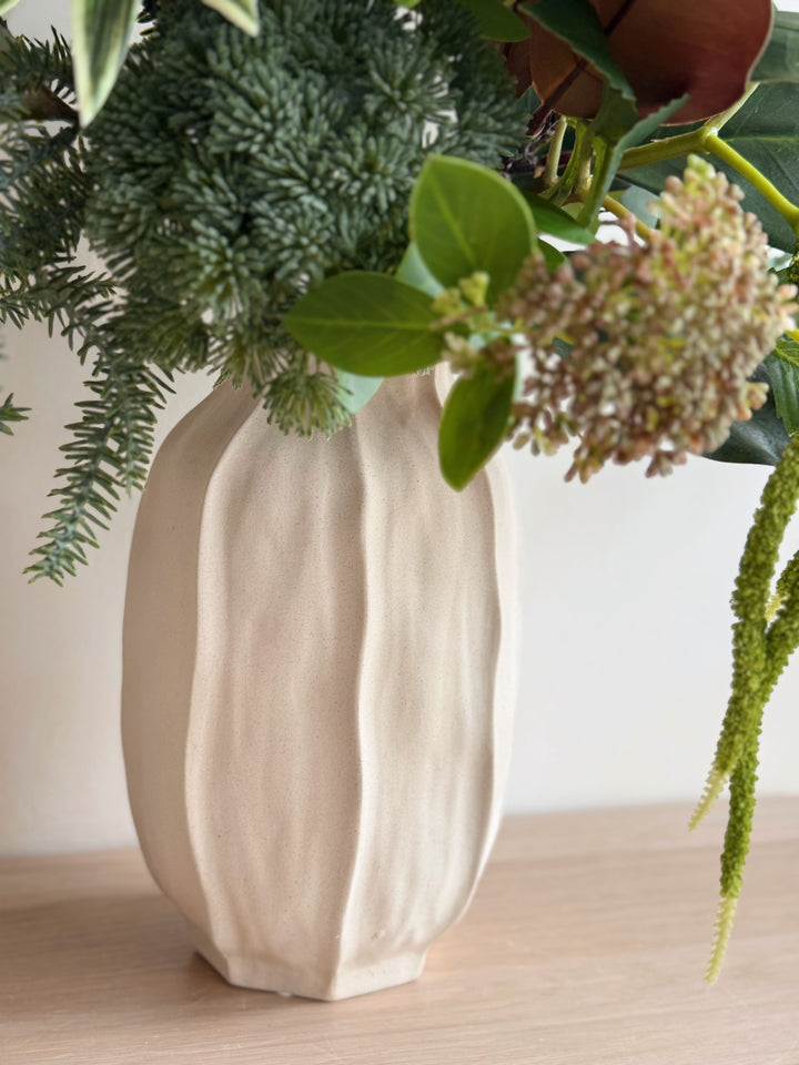 Botanical Rhythm in the Vase (1-sided)