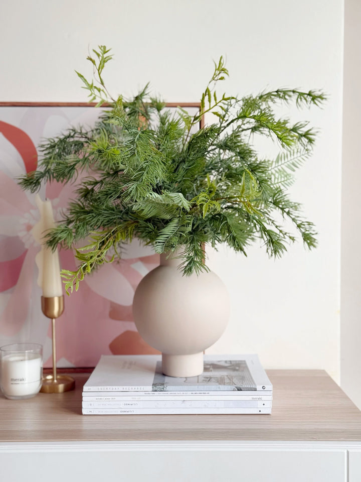 Verdant Drift Foliage in the Vase (all rounded)