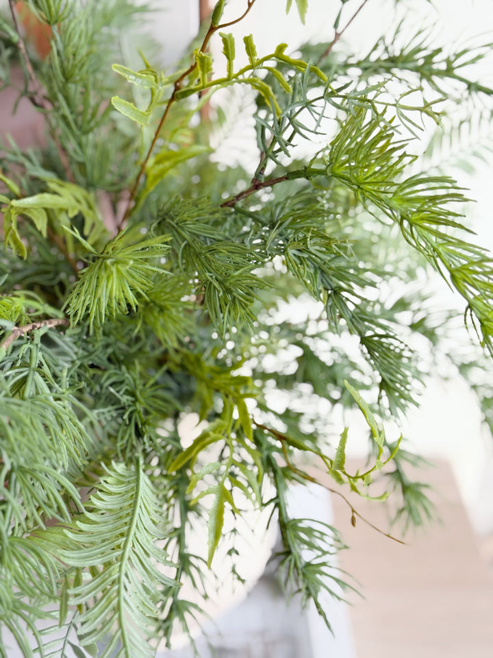 Verdant Drift Foliage in the Vase (all rounded)