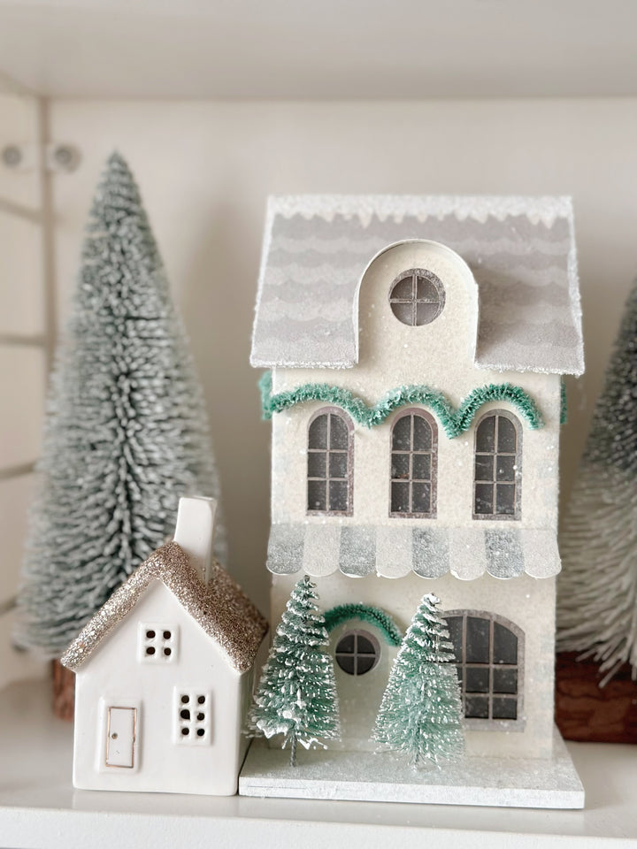 Cozy Cottage Light-Up House (2 sizes)