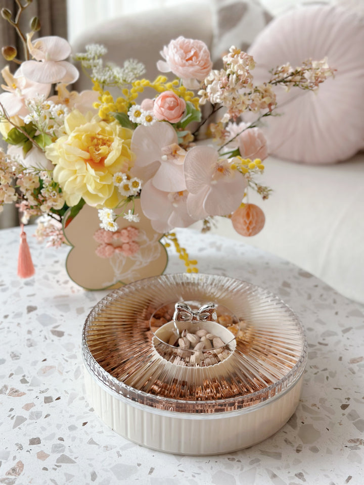 Silver Bow Plastic Serving Tray With Lid