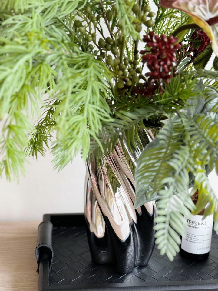 Evergreen & Merlot Harmony In The Vase Pot (1-sided)