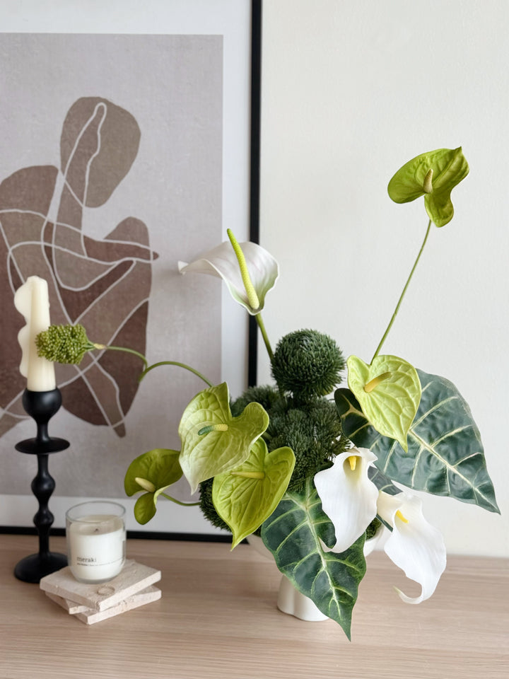 Sculpted Verdure in the Pedestal (1-sided)