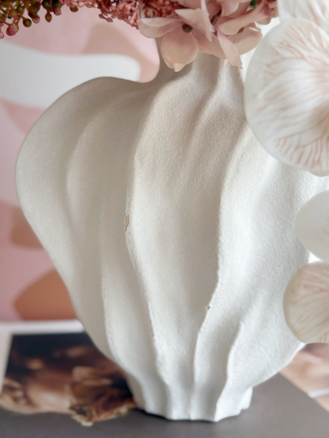 PRE-ORDER (19-22 May): Rosé Sculptura Bloom in the Vase (1-sided)