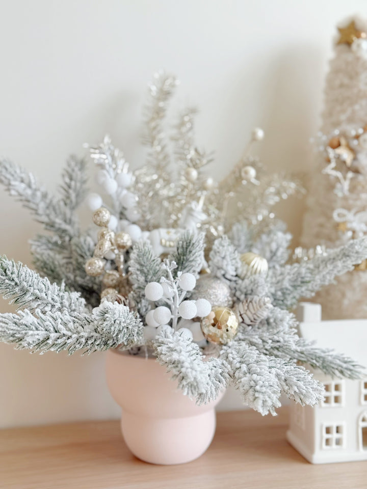 Winter’s Fairytale Glow in The Pot (1-sided)