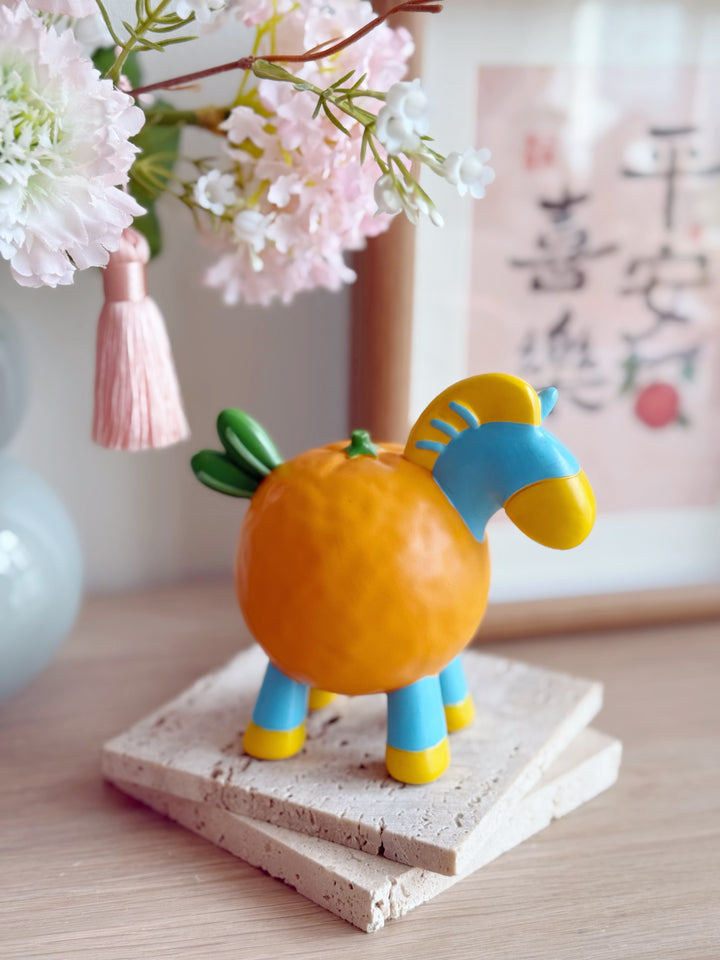 马上橙功 Orange Success Horse Decor