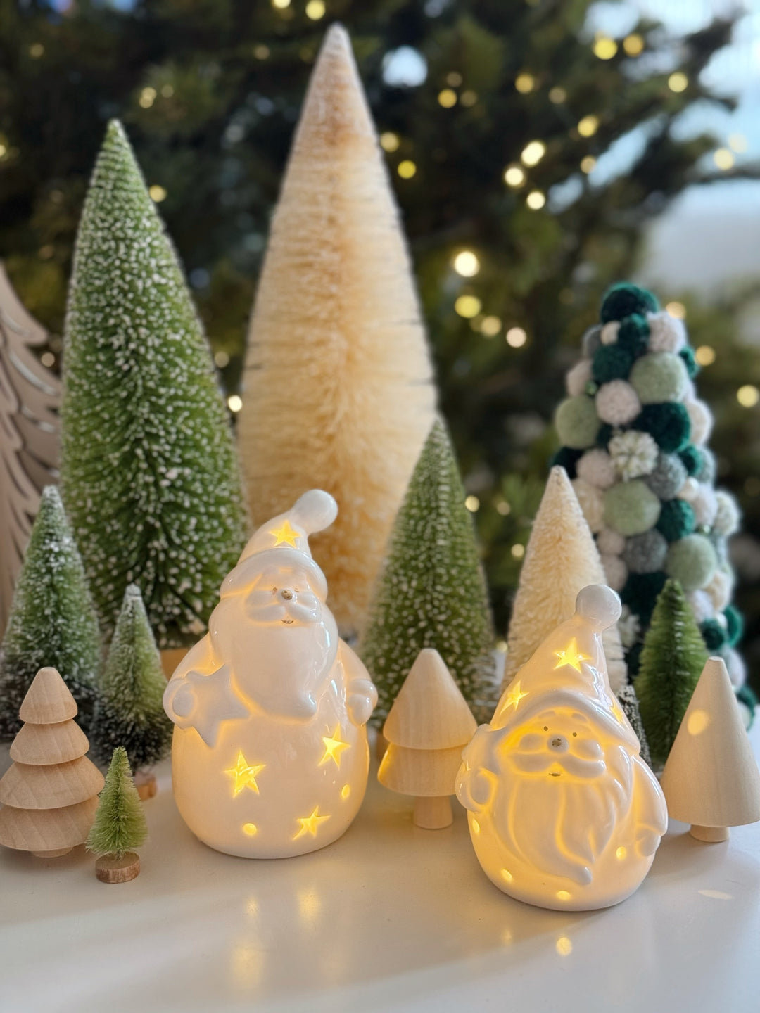 Golden Glow Santa Light (2 options)