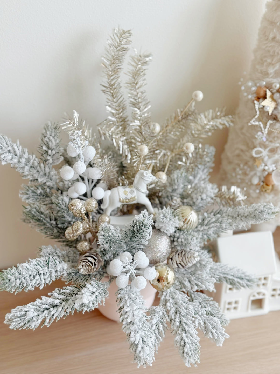 Winter’s Fairytale Glow in The Pot (1-sided)