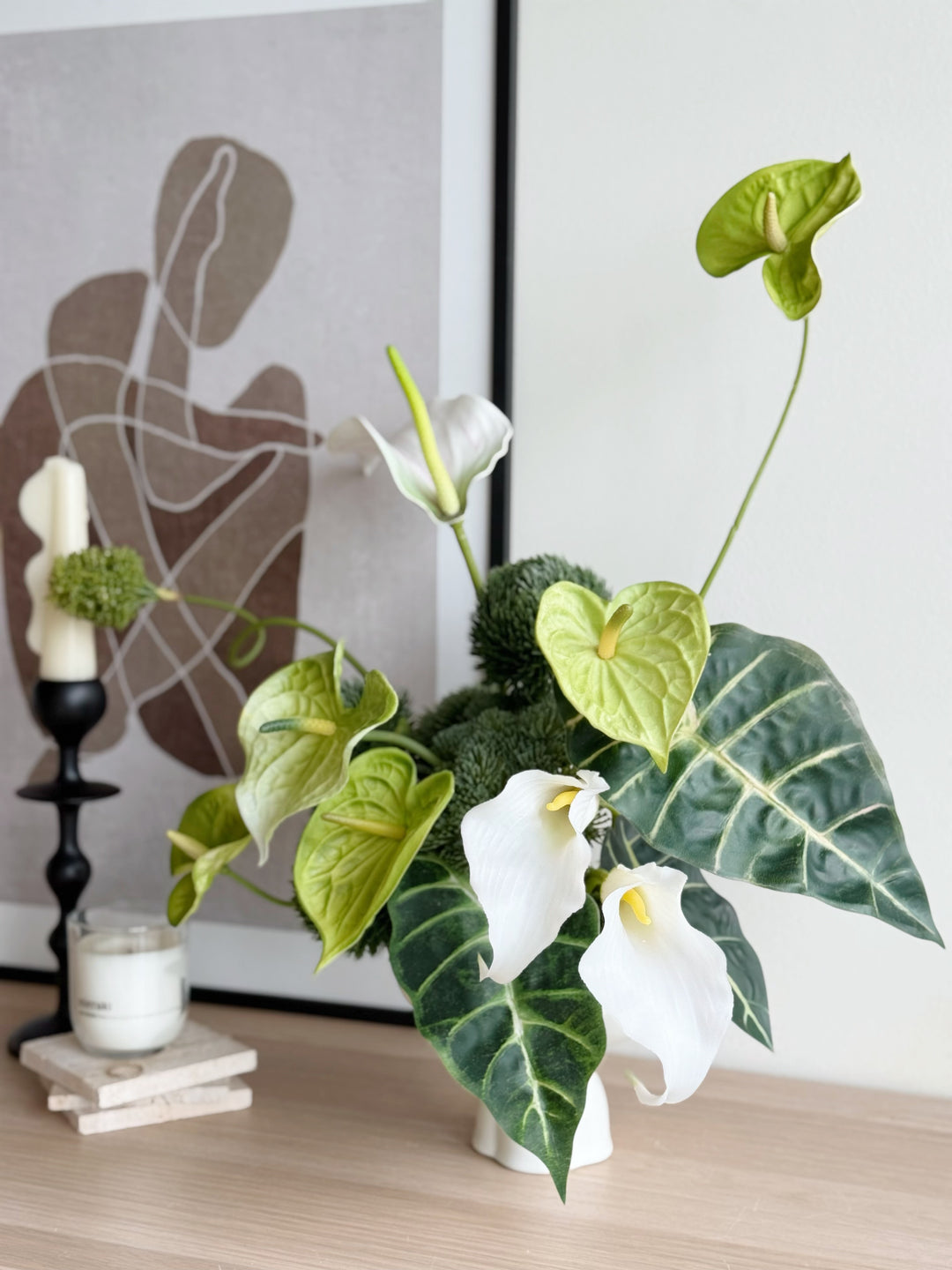 Sculpted Verdure in the Pedestal (1-sided)