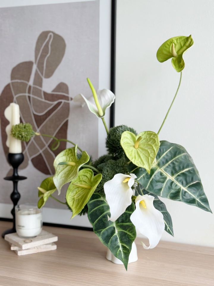 Sculpted Verdure in the Pedestal (1-sided)