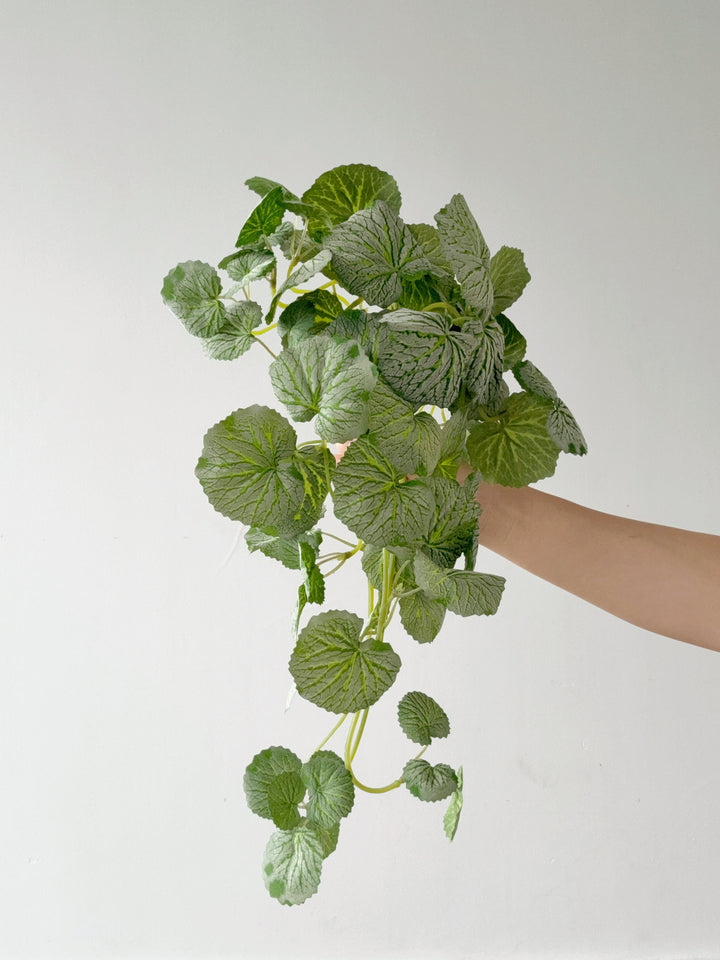 Faux Strawberry Begonia Vine