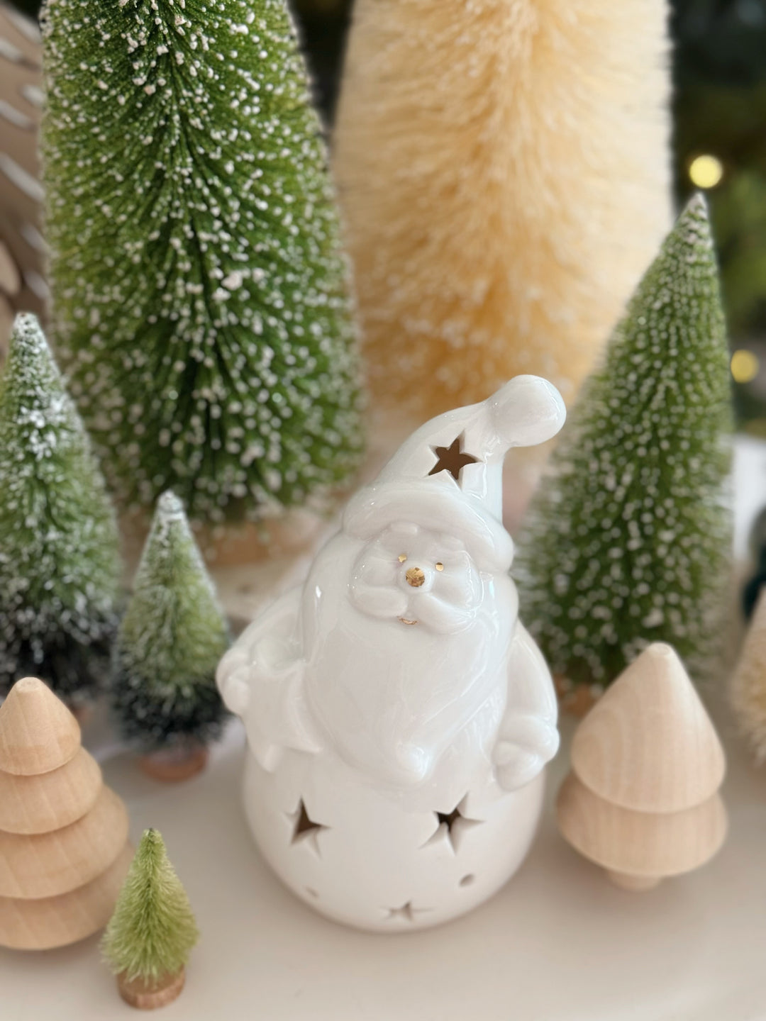 Golden Glow Santa Light (2 options)