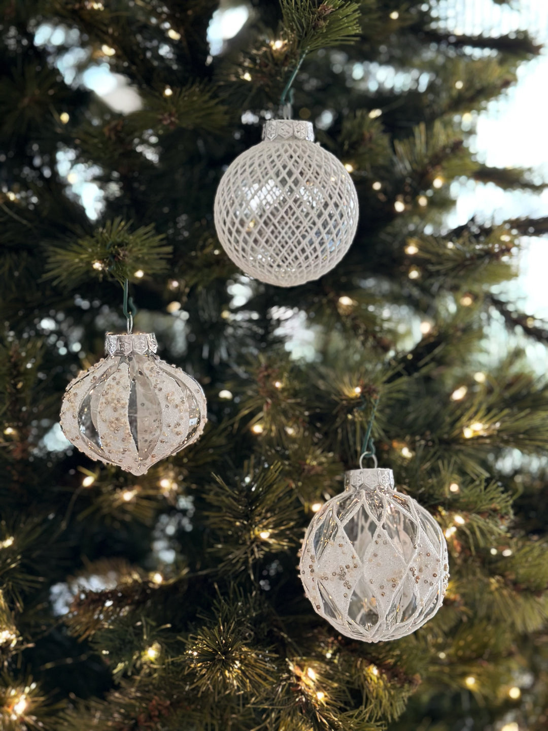 PRE-ORDER (17-23 Oct): Frosted Elegance 8cm Bauble Set (set of 9)