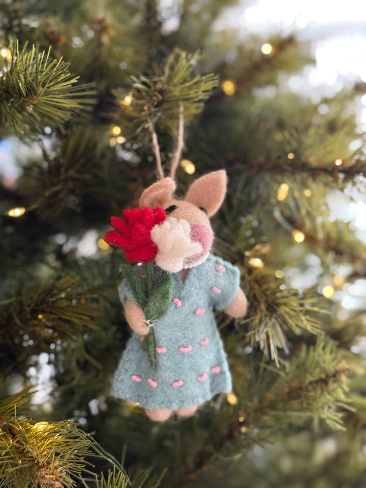 Sweet Blooms Piggy Felt Ornament