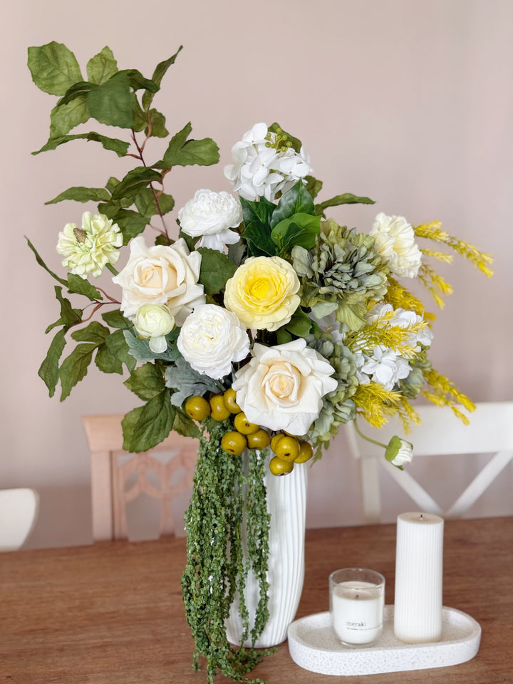 Verdant Light Bloom in the Vase (1-sided)