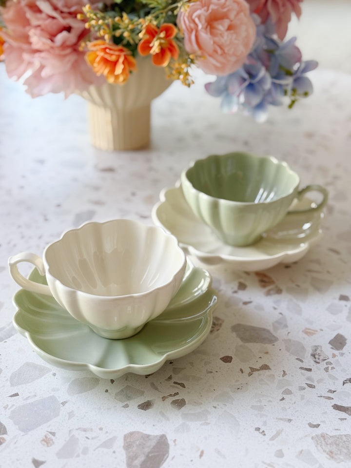 Blooming Petals Tea Set (2 colours)