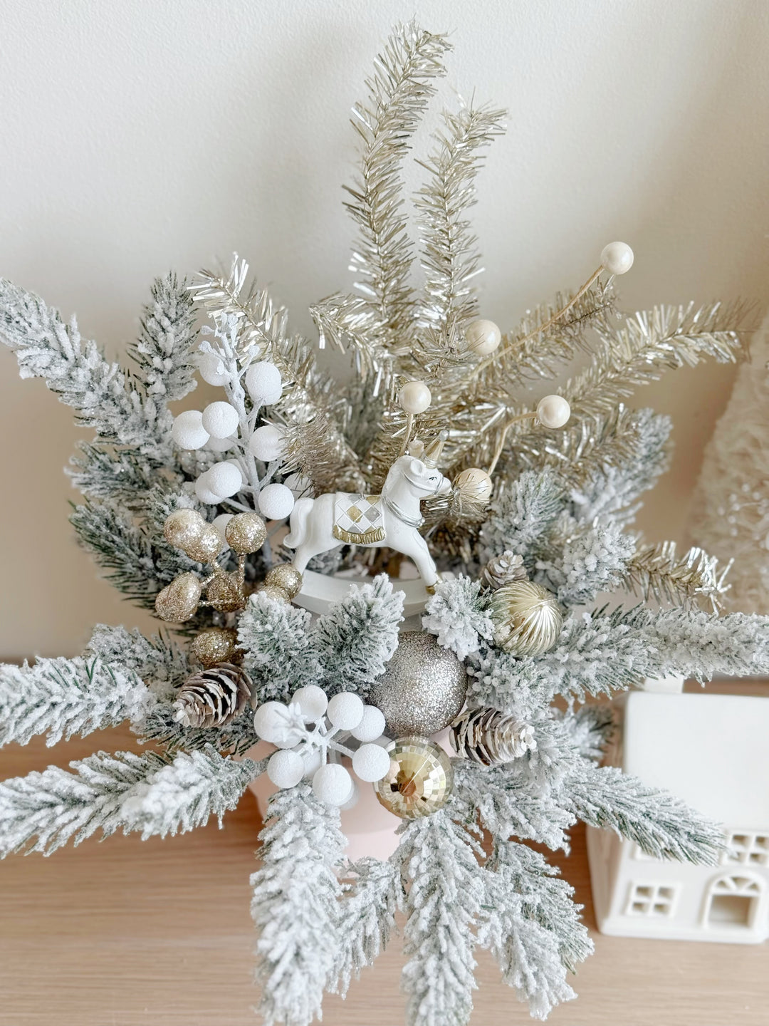 Winter’s Fairytale Glow in The Pot (1-sided)