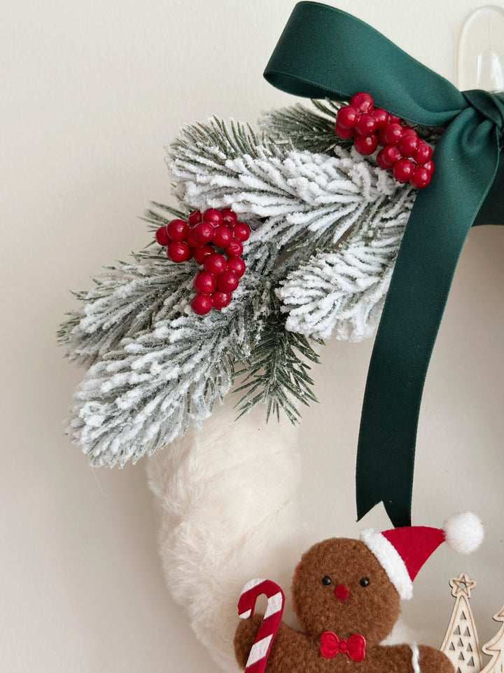 PRE-ORDER (17-23 Oct): Gingerbread Wonderland Wreath