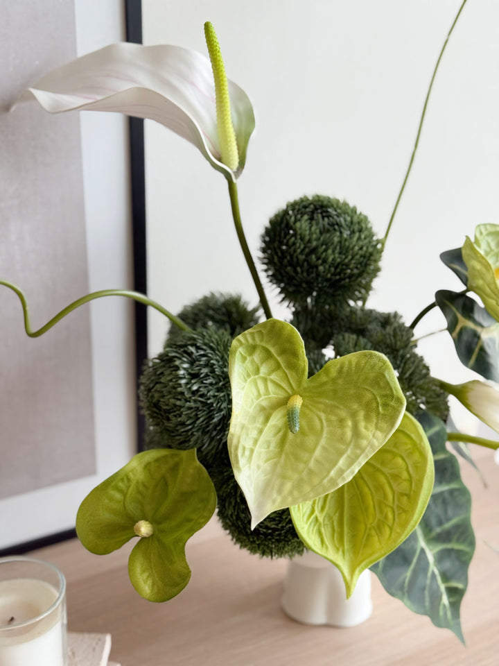 Sculpted Verdure in the Pedestal (1-sided)