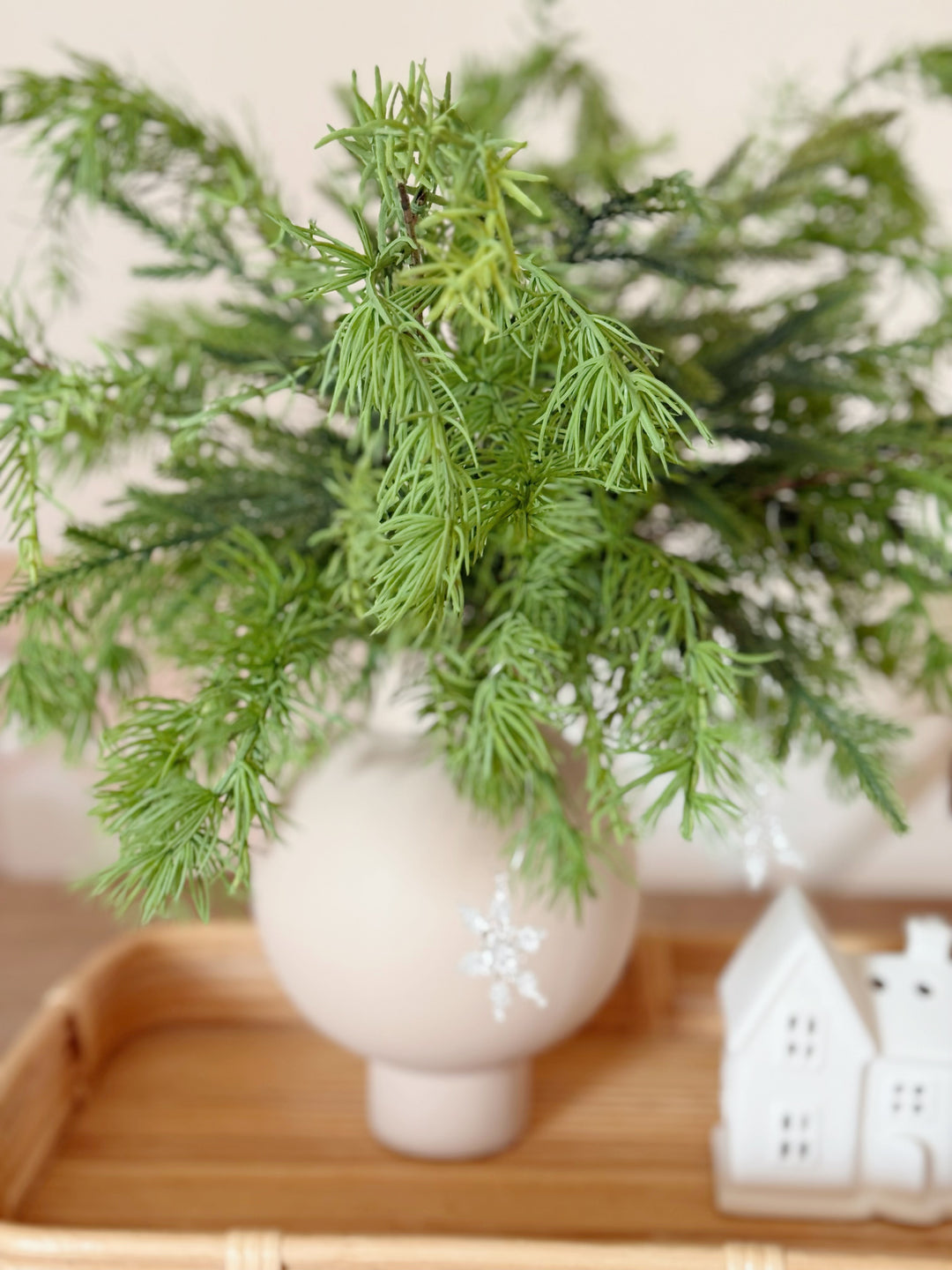 Feathermist Greenery Stem