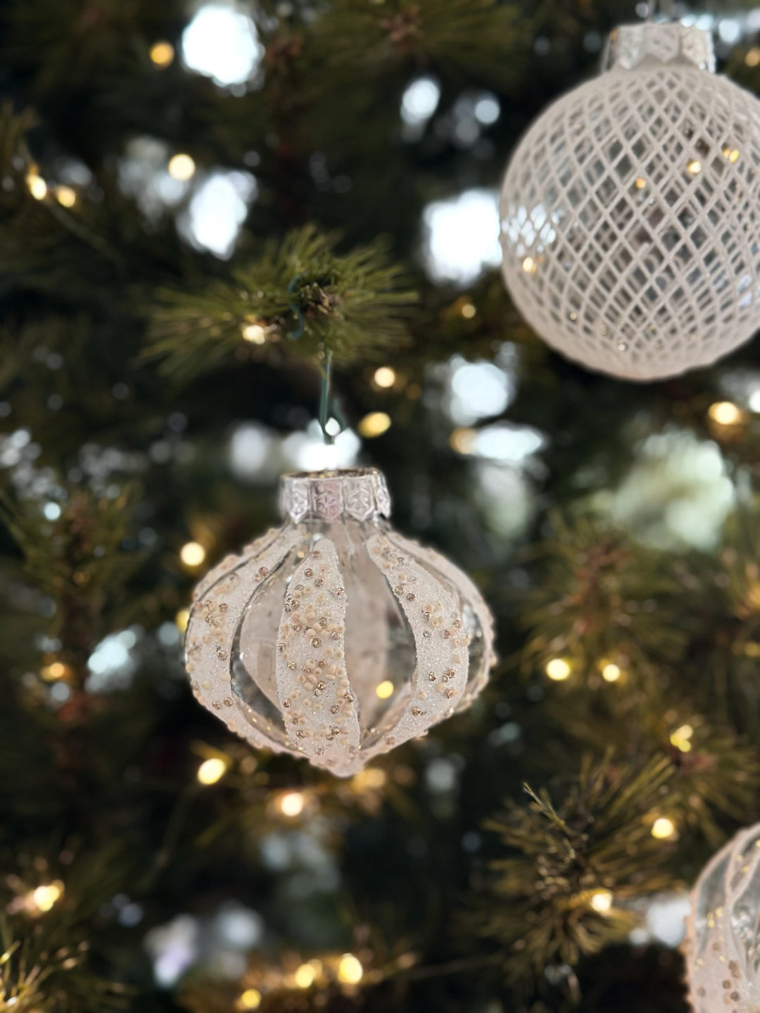 PRE-ORDER (17-23 Oct): Frosted Elegance 8cm Bauble Set (set of 9)