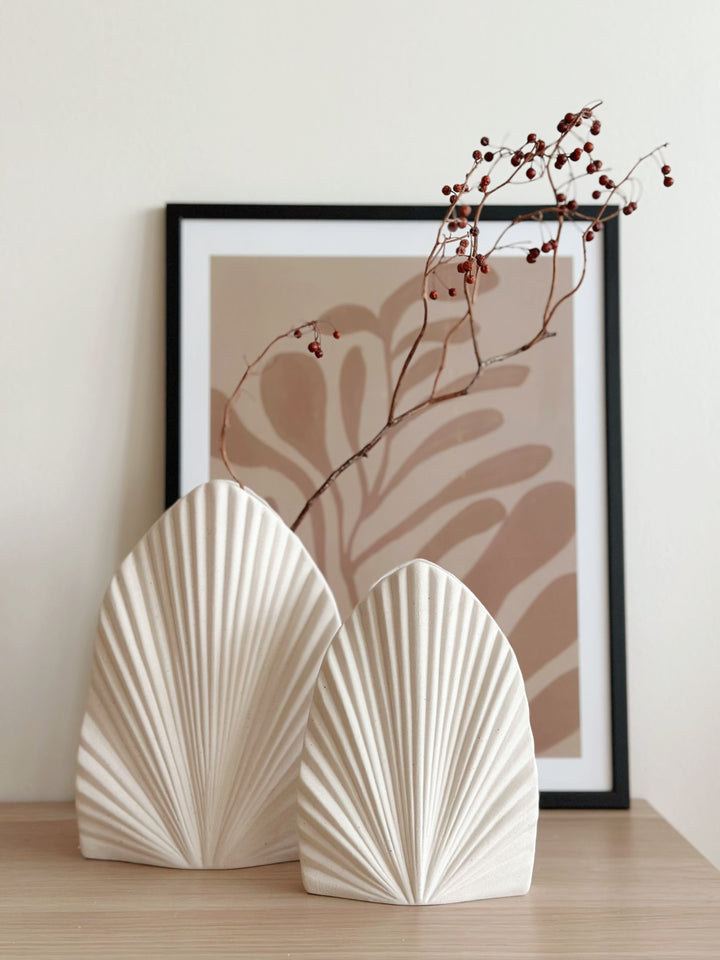 PRE-ORDER (13-19 May): Palm Radiance Duo Vases (set of 2)