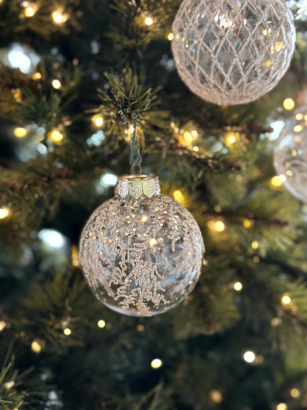 PRE-ORDER (17-23 Oct): Champagne Elegance 8cm Bauble Set (set of 9)