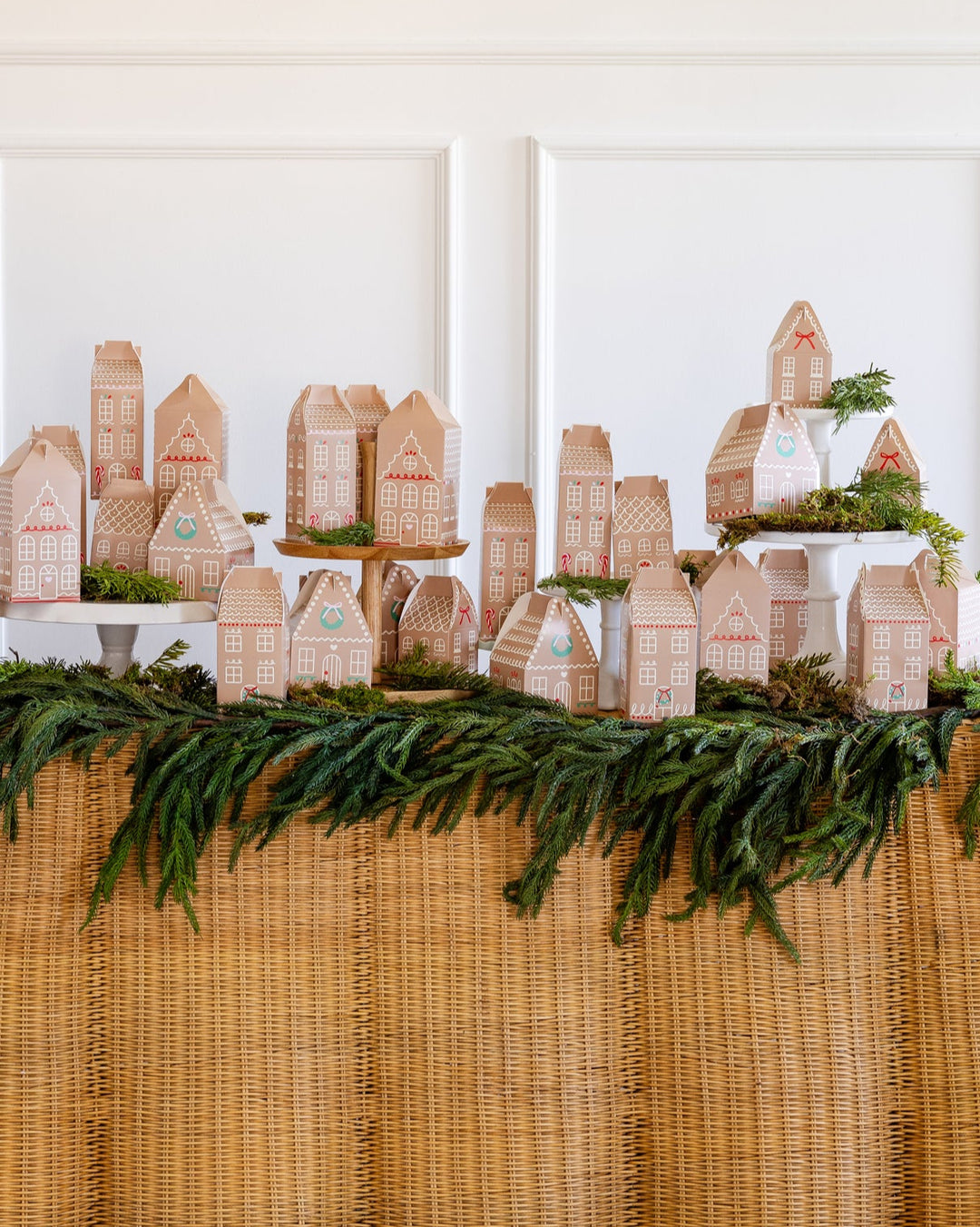 PRE-ORDER (26/09-02/10): Gingerbread House Advent Boxes