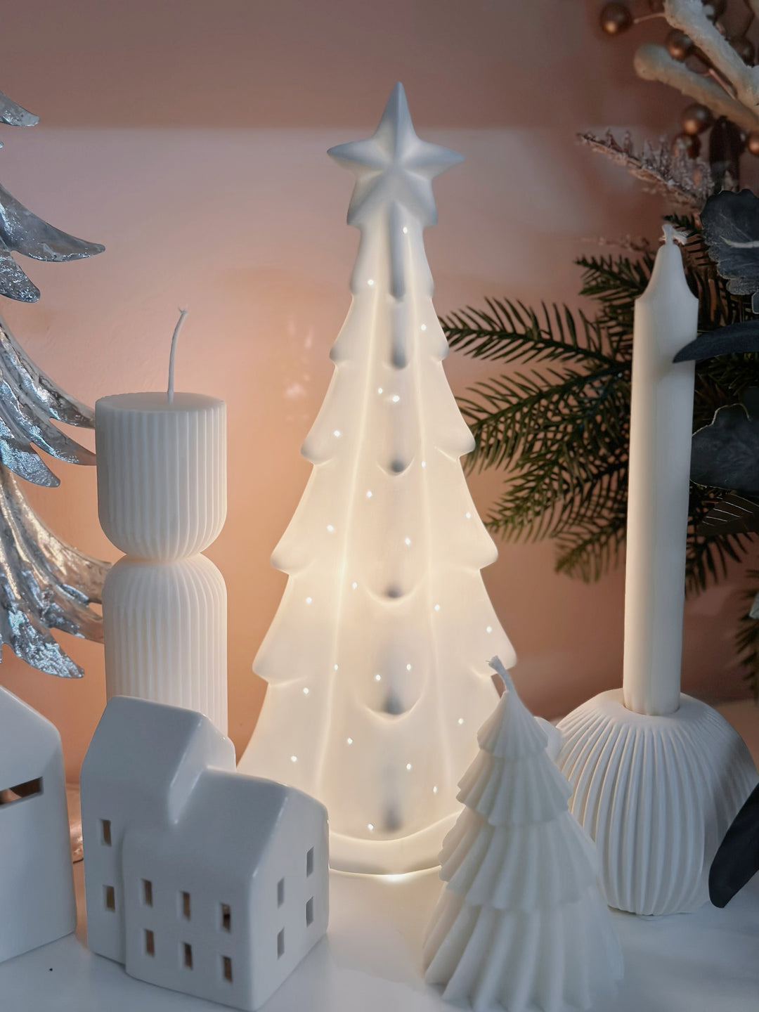 PRE-ORDER (24-30 Oct): Lumière Whisper Matte White Porcelain Christmas Tree Light