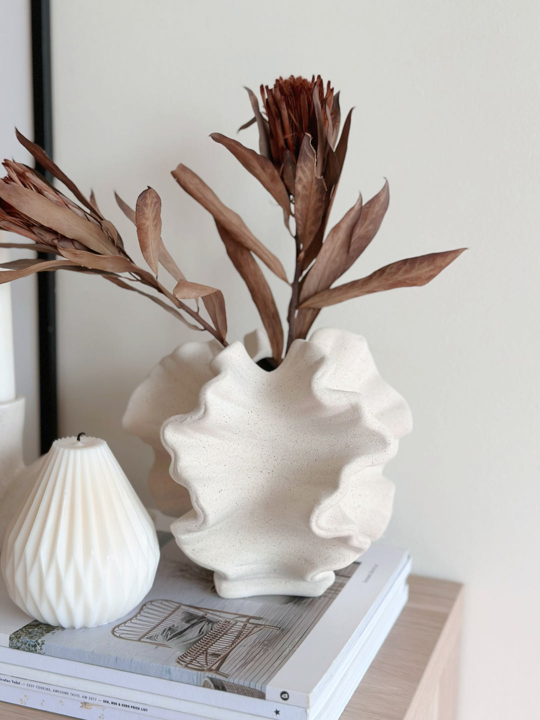 PRE-ORDER (9-15 May): Ripple Sculpted Decor Vase
