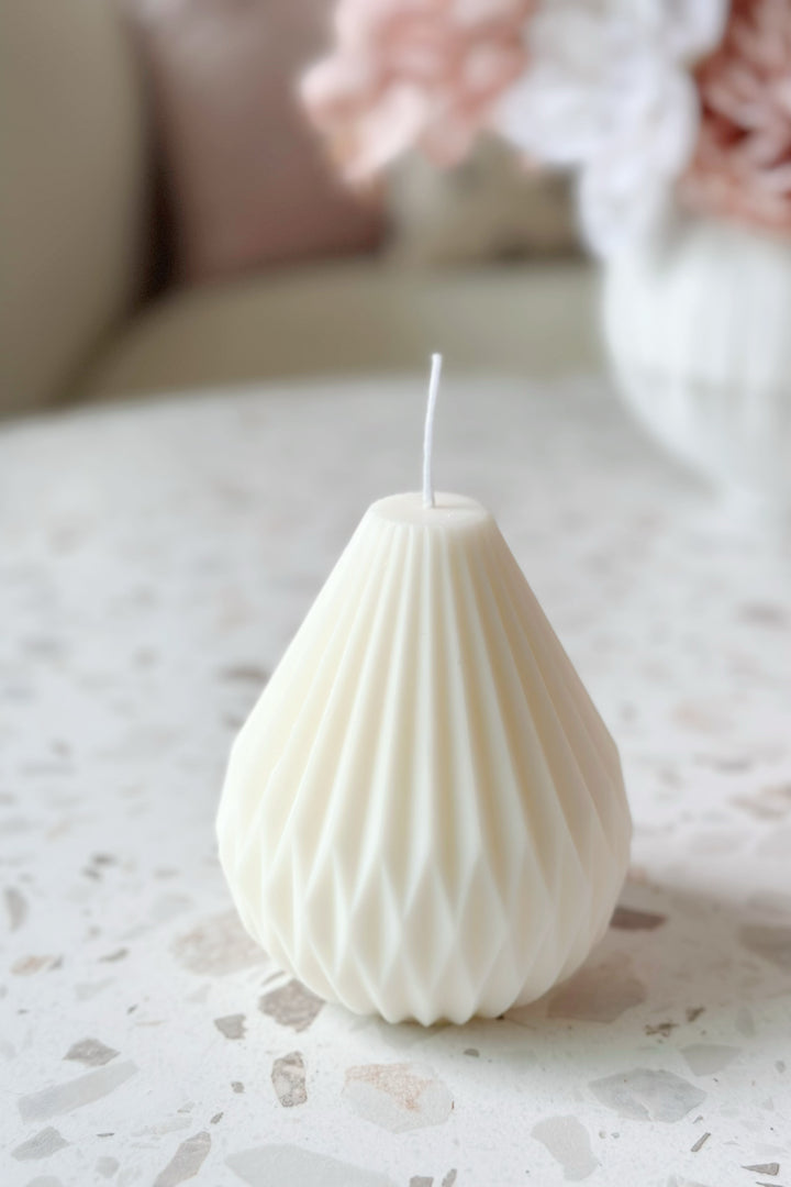 Elegant Pear Shaped Candle (3 colours)