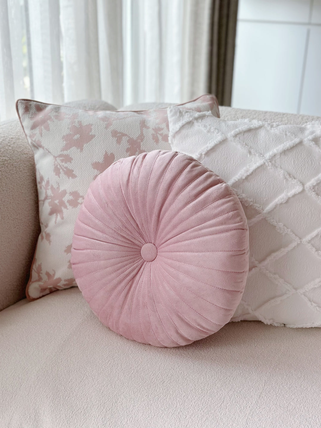 Dusty Pink Velvet Round Cushion