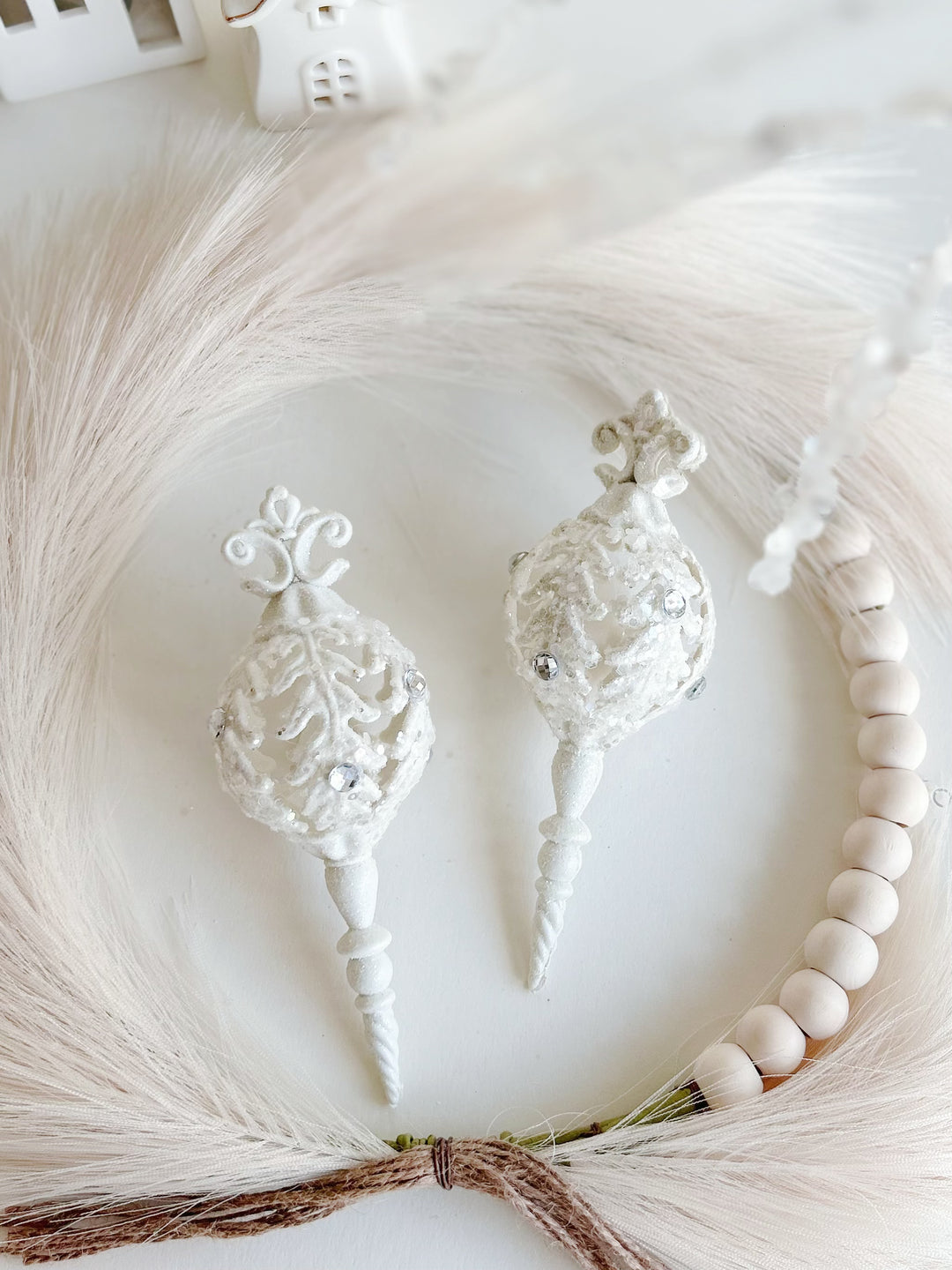 White Resin 3D OvalPin Ornament