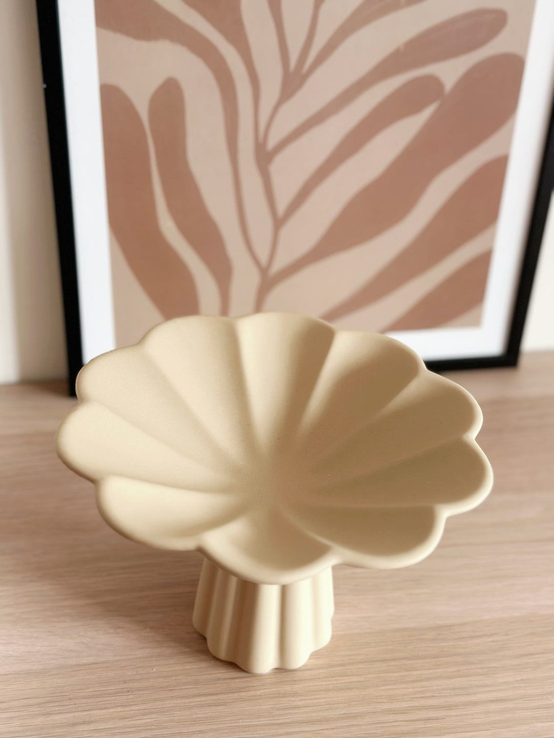 Petal Pedestal Tray