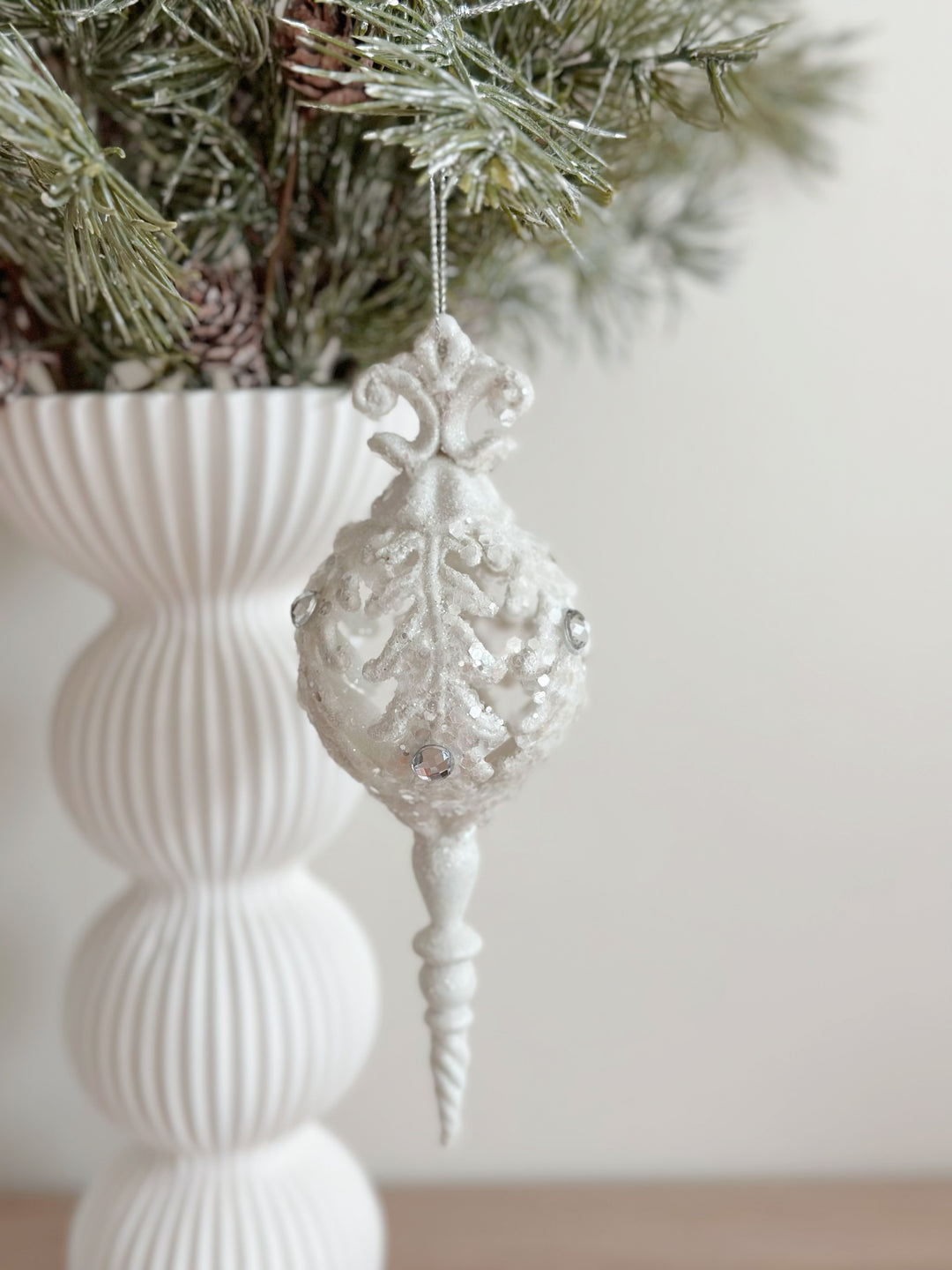 White Resin 3D OvalPin Ornament