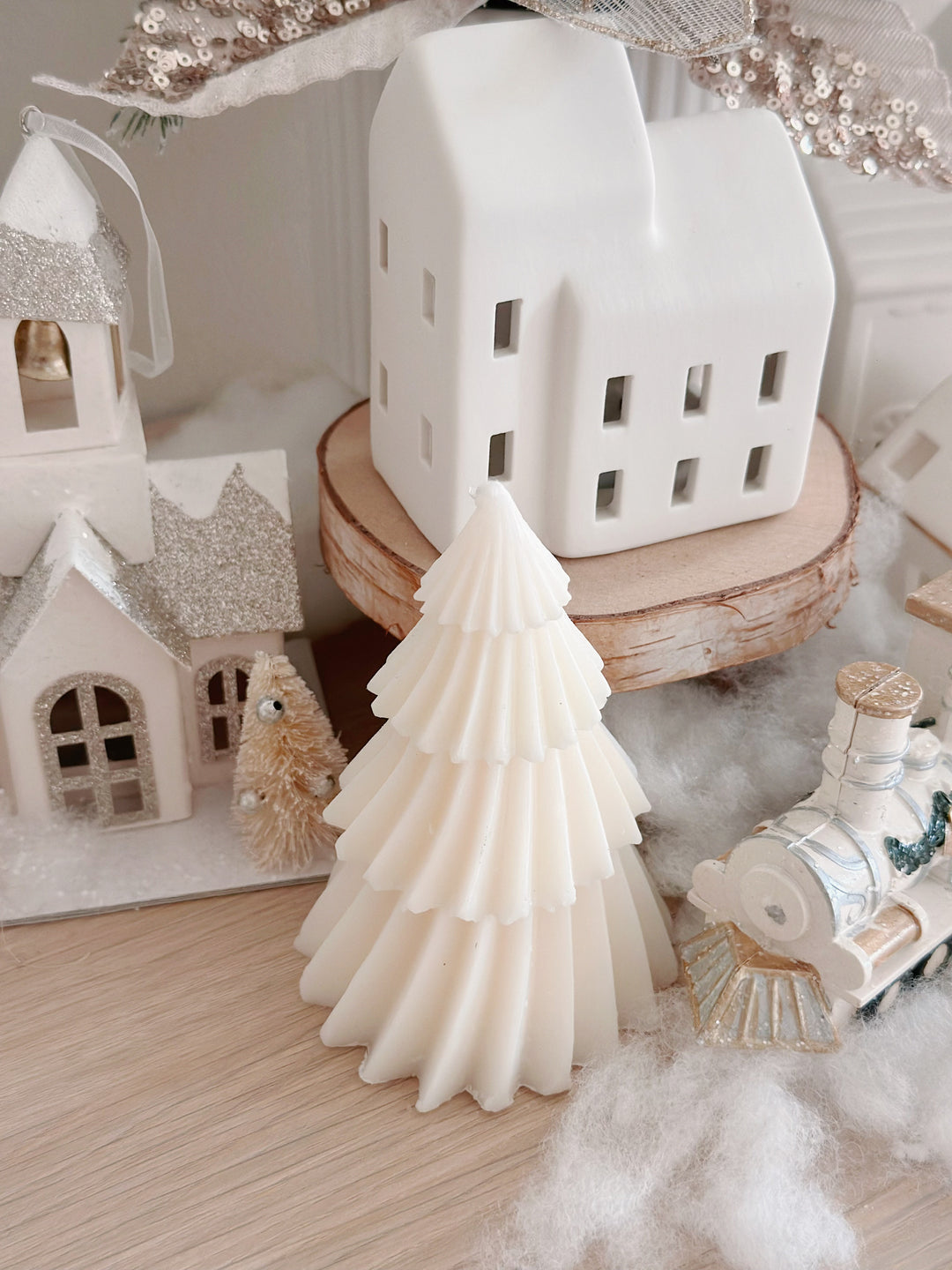 Curvy Grooves Cream Christmas Tree Candle (2 sizes)