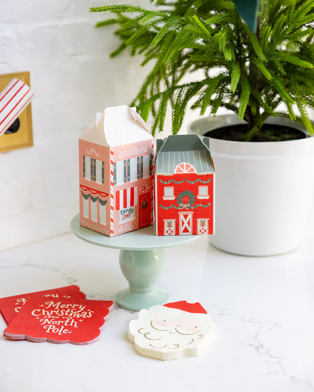 PRE-ORDER (26/09-02/10): North Pole Advent Boxes