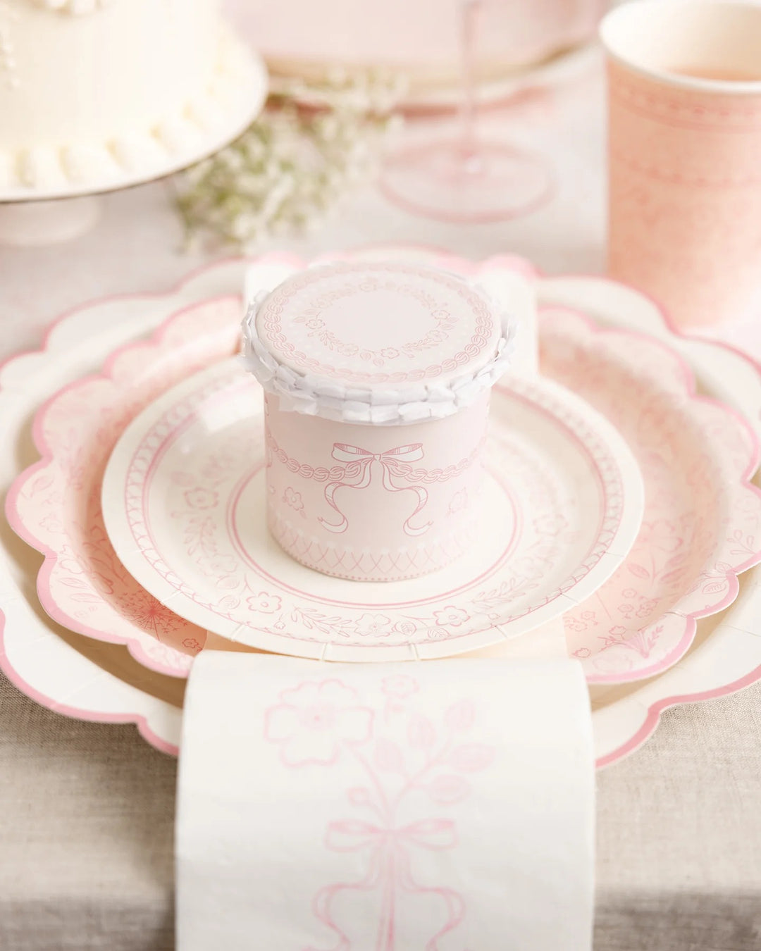 PRE-ORDER (6-8 Oct): Pembroke Paper Dinner Napkin (pack of 24)
